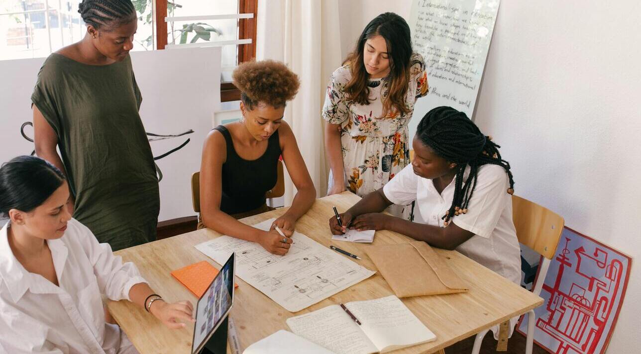 File sharing tool: What it is and why it’s crucial for startup collaboration