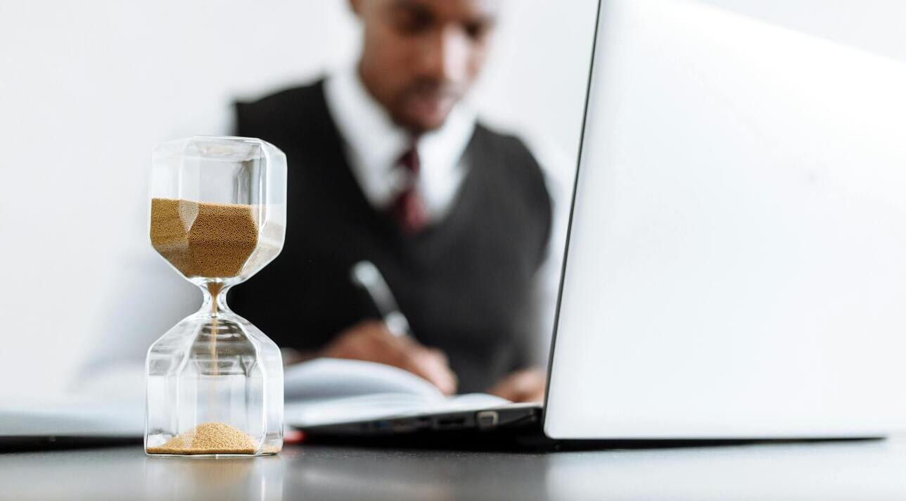 Zenzap vs traditional email: Which boosts team productivity more?