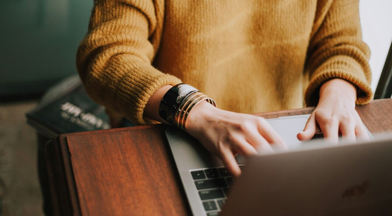 Everything You Need To Know About Mobile-First Team Communication Apps With Admin Controls For Managers