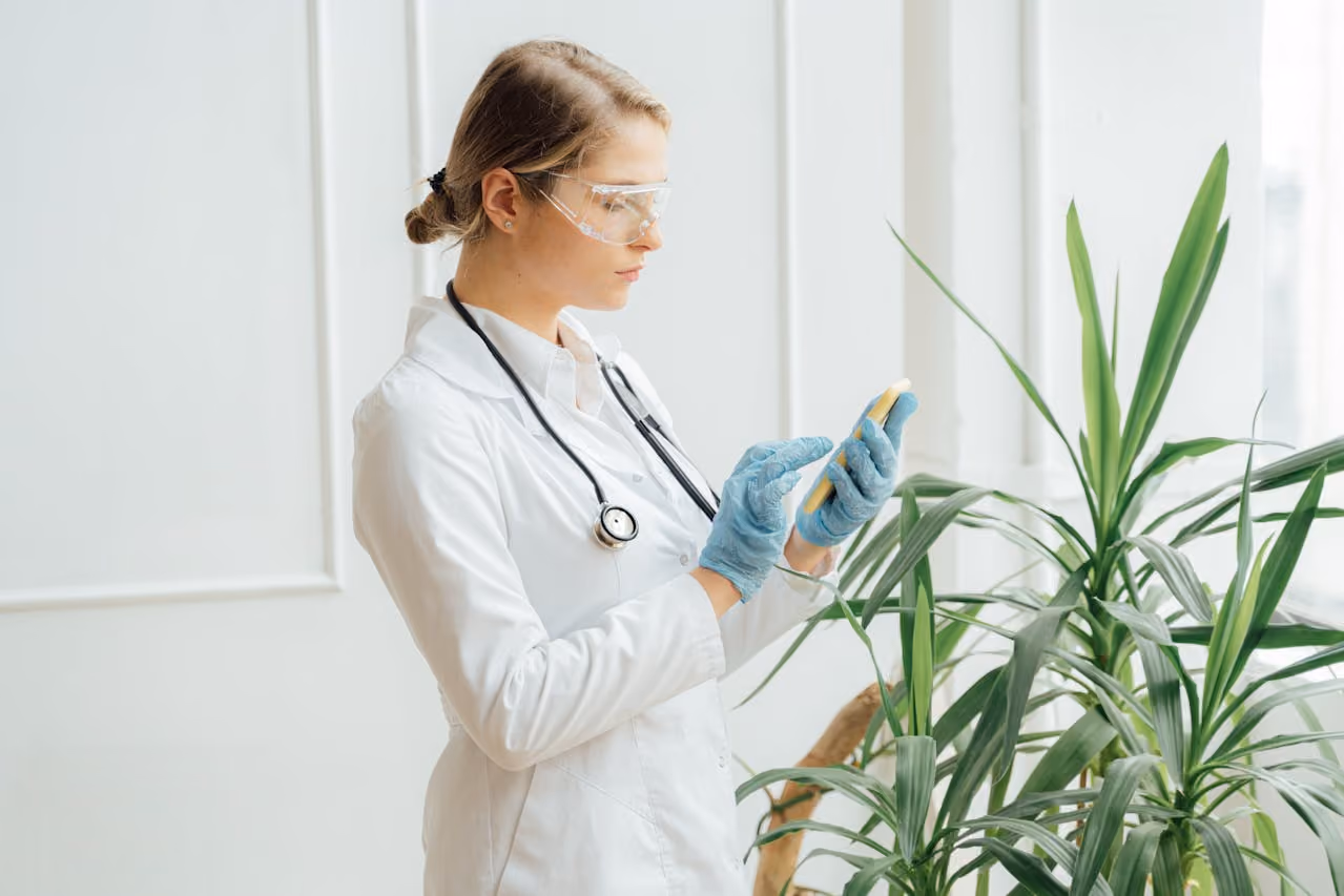 The Best HIPAA-Compliant Work Chat Apps You Should Try in 2026